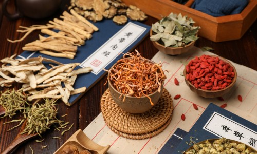排石中药方大全-有排石功效的中草药网 - 为你提供有排石功效的中草药有哪些、有排石功效的中草药图片